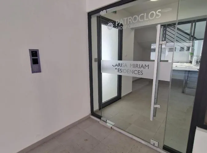 Carisa Deluxe With Jacuzzi Larnaca