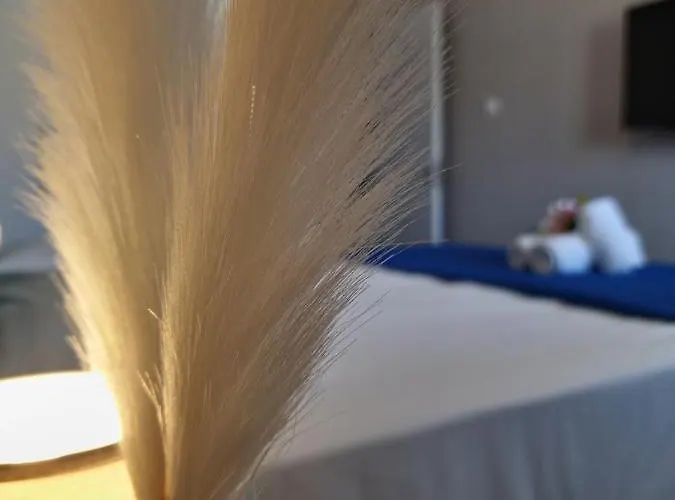 Apartment Carisa Deluxe With Jacuzzi Larnaca