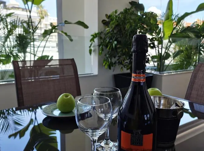 Carisa Deluxe With Jacuzzi Larnaca