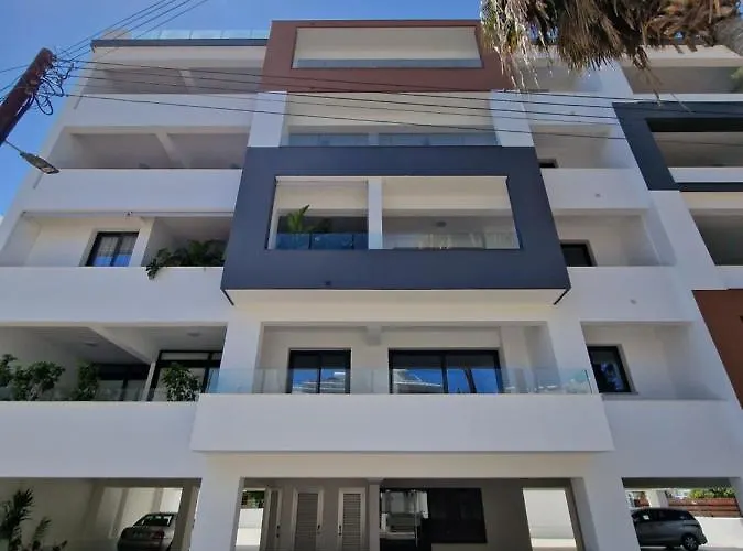 Carisa Deluxe With Jacuzzi *