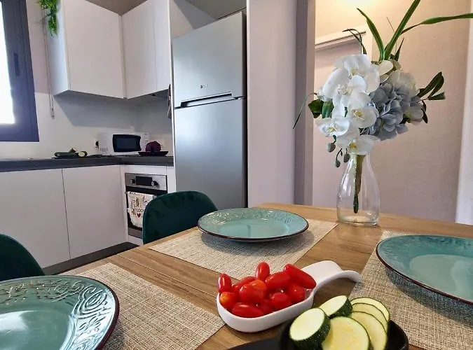 Carisa Deluxe With Jacuzzi Appartamento Larnaca